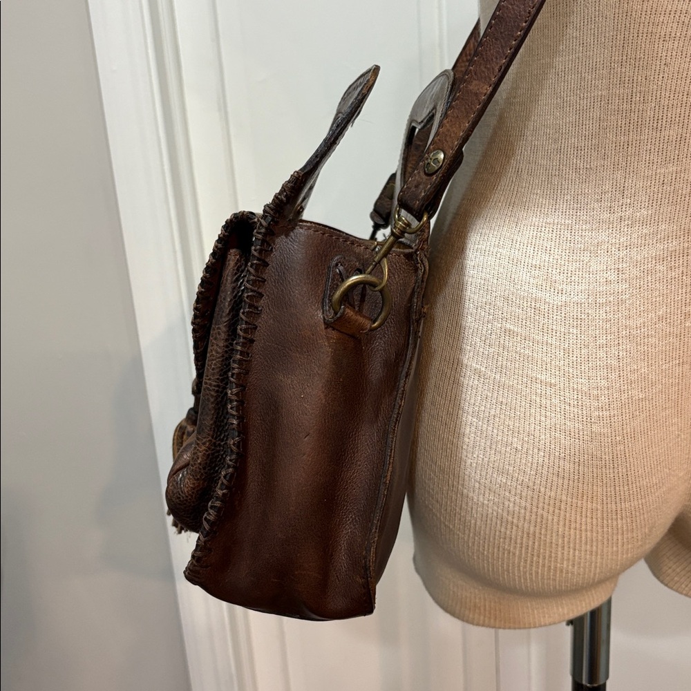 Patricia Nash brown tooled  leather western purse with tassel - Picture 5 of 14